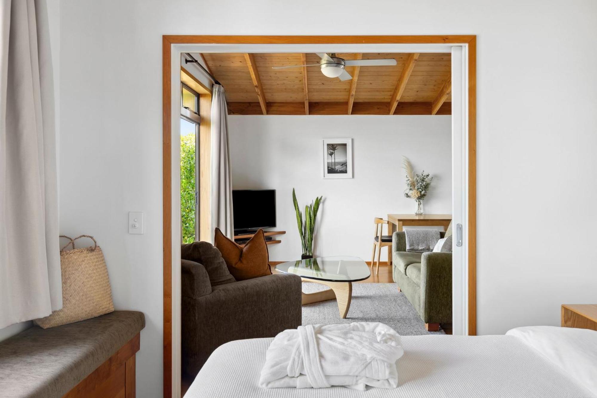 Adrift In Golden Bay- Absolute Beachfront Villas (Adults Only) Collingwood Exterior foto